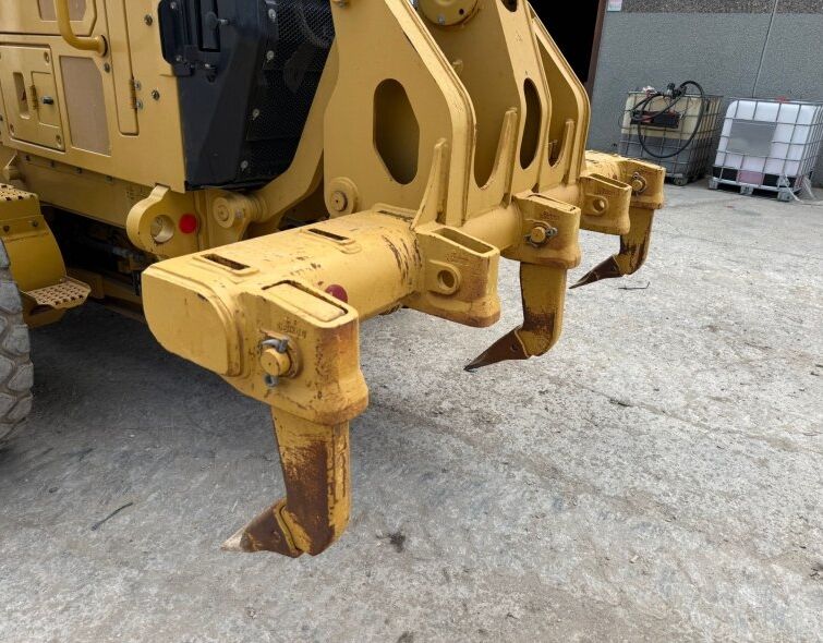 CATERPILLAR  140M3 ***MATRICULADA***